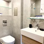 Appartamento Azure Coast Horizon - Free Parking