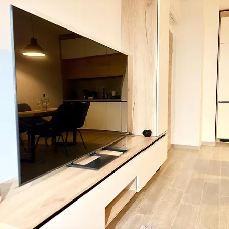 Azure Coast Horizon - Free Parking Apartment Saints Constantine and Helena