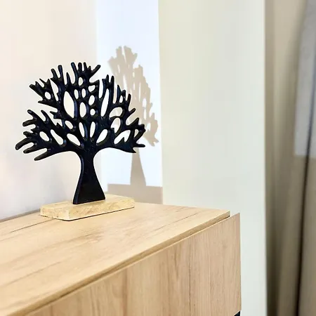 Azure Coast Horizon - Free Parking